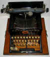 Sun_2_typewriter_top.jpg (97382 bytes)